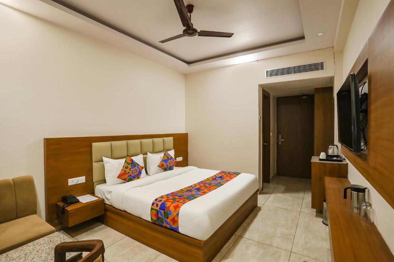 Fabhotel Aman Sara Lucknow Buitenkant foto